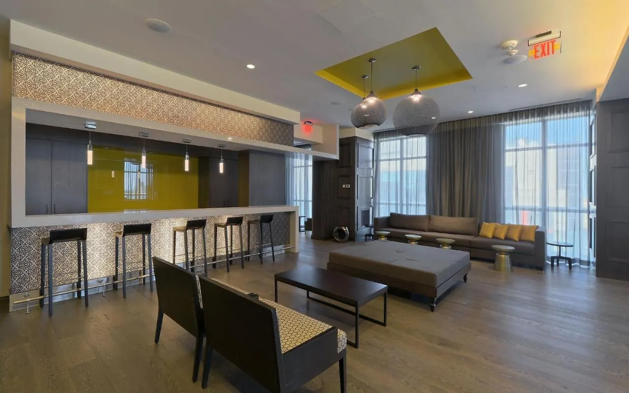 Delsuites - 300 Front Street - 30 Night Stays Toronto Canada
