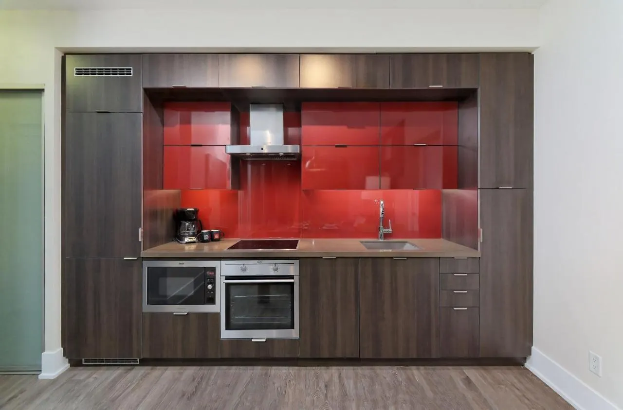 Delsuites - 300 Front Street - 30 Night Stays Toronto Canada