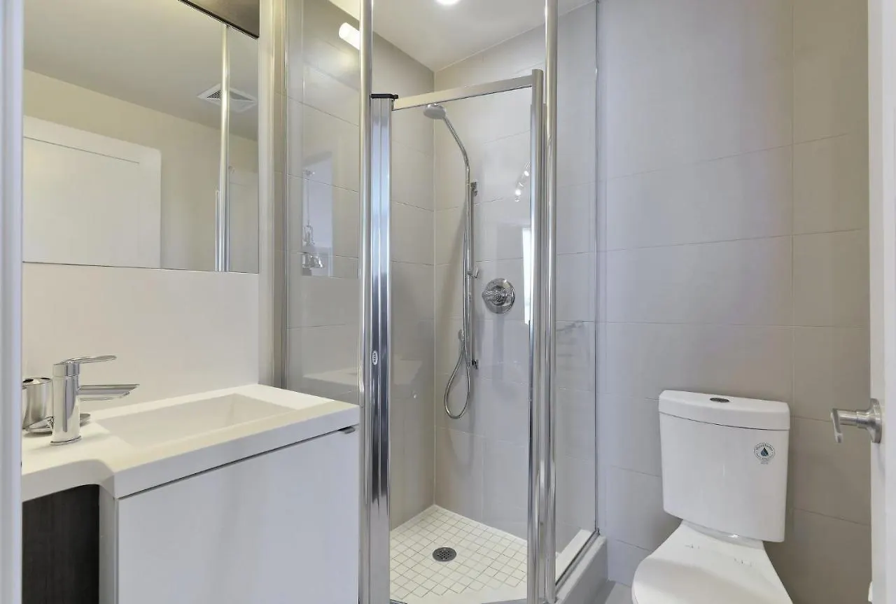 Delsuites - 300 Front Street - 30 Night Stays Toronto 5*,  Canada
