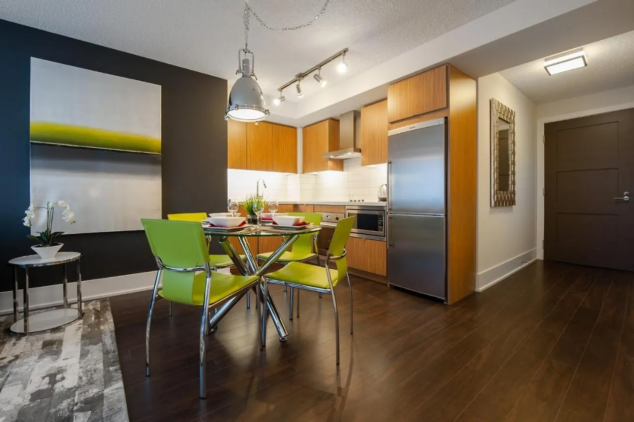 Hotel Delsuites - 300 Front Street - 30 Night Stays Toronto