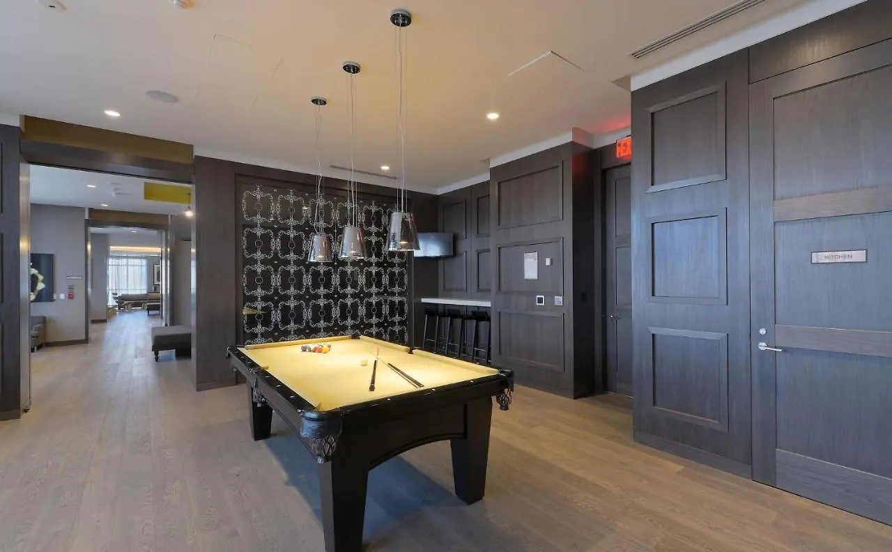 Hotel Delsuites - 300 Front Street - 30 Night Stays Toronto