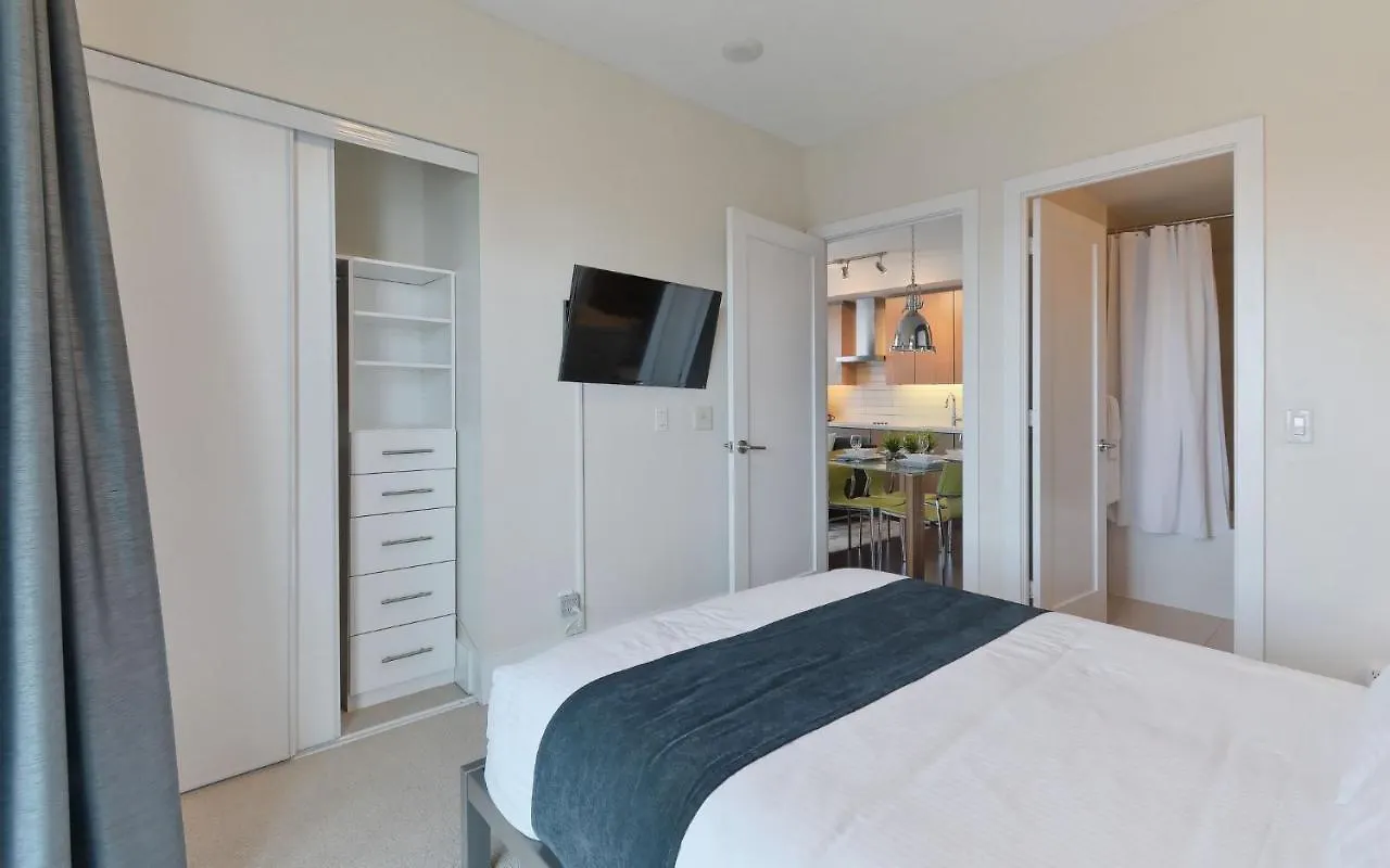 Delsuites - 300 Front Street - 30 Night Stays Toronto Hotel