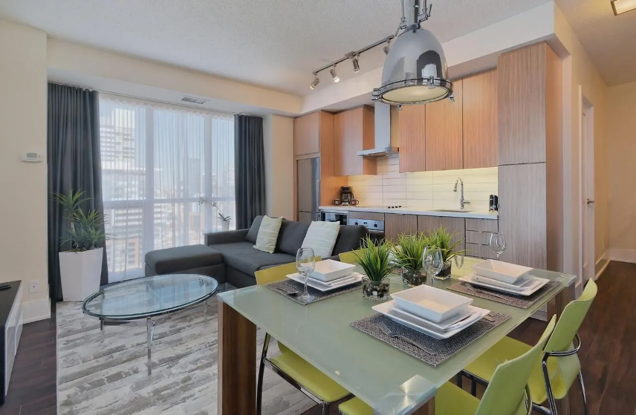 Delsuites - 300 Front Street - 30 Night Stays Toronto